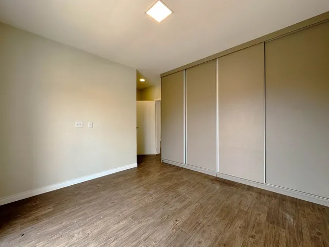Imagem 14: Casa em Condomínio de Luxo no Morumbi, Paulínia-SP: 3 quartos, 3 suítes, 2 salas, 4