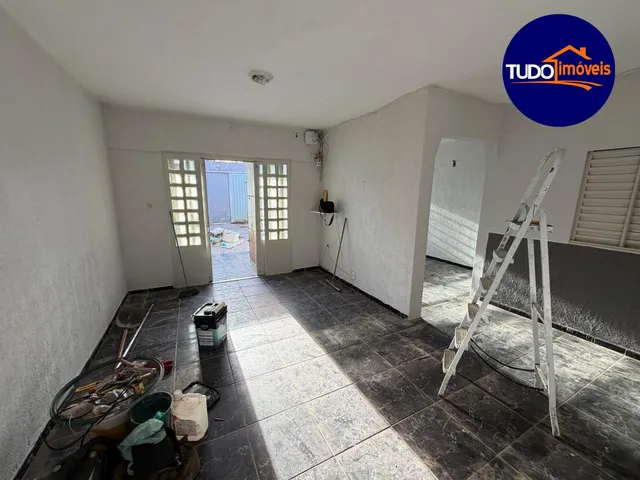 Imagem 11: Imóvel no Setor Leste (Gama) - Casa com 3 quartos, 1 banheiro e casa de fundos na quadra