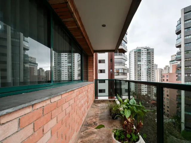 Imagem: Apartamento de alto padrão em Moema, São