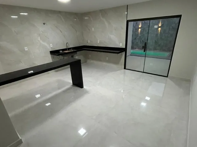Imagem 7: Casa Duplex de Alto Padrão com 3 Suítes e Área Gourmet em Itapebussu, Guarapari-Es - Imperdível!