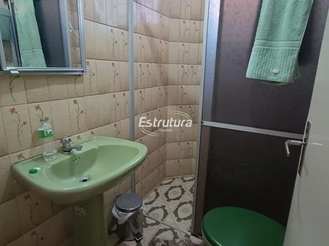 Imagem 3: Apartamento com dois dormitórios, sala, cozinha e Banheiro no centro de Santa Ma