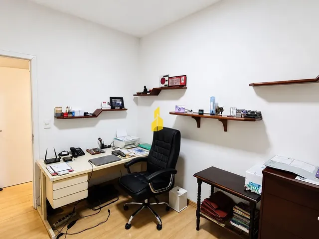 Imagem 12: Belíssima casa espaçosa com piscina, pomar e amplo terreno no bairro Imigrantes, em