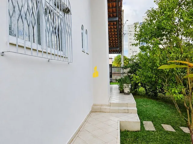 Imagem 2: Belíssima casa espaçosa com piscina, pomar e amplo terreno no bairro Imigrantes, em
