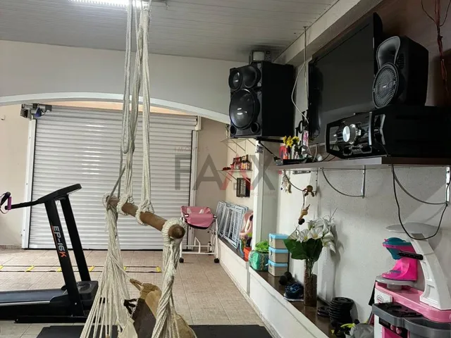 Imagem 8: Casa à Venda no Bonsucesso com Potencial Residencial e Comercial