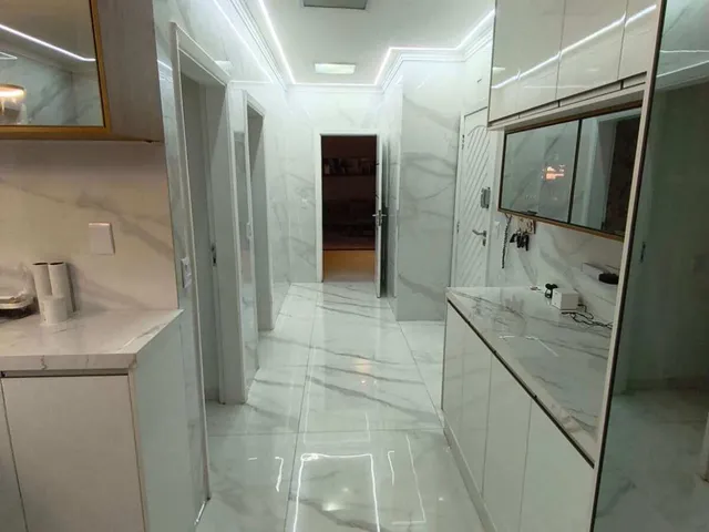 Imagem 15: Casa de Condomínio À Venda, no Ypê Amarelo em São Paulo, Horto do Ypê, com 5 Quartos, 750M²