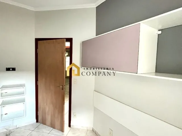 Imagem 3: Casa à Venda no Wanel Ville - Sorocaba/SP