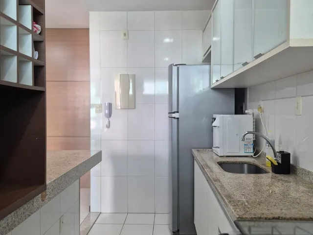 Imagem 7: Apartamento Itaigara | 1/4 Mobiliado com Varanda, Vista Mar e Garagem