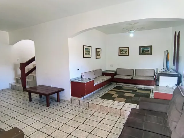 Imagem 5: Casa com Piscina à Venda em Barra Nova