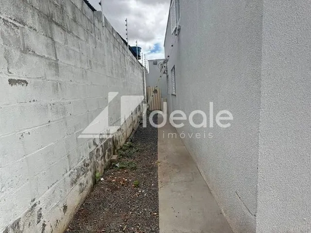 Imagem 4: Casa de 3 quartos com ar condicionado e placa solar em varzea grande