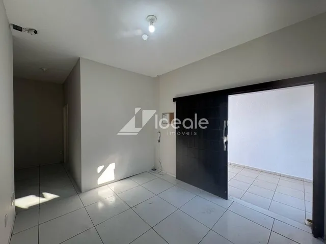 Imagem 10: Casa Comercial Loja com 3 banheiros