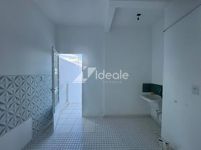 Imagem 6: Casa Comercial Loja com 3 banheiros