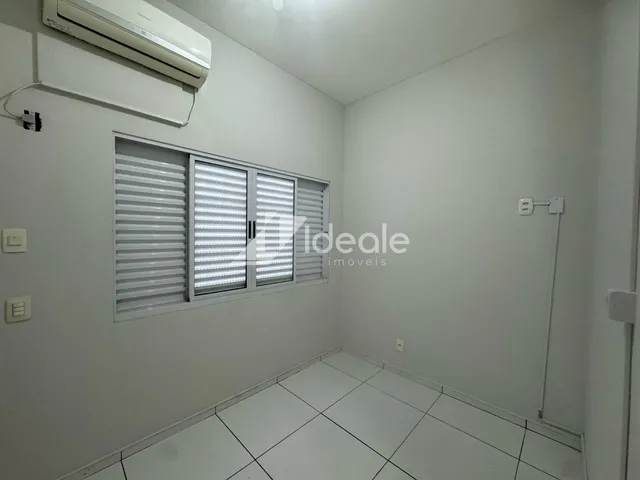Imagem 5: Casa Comercial Loja com 3 banheiros