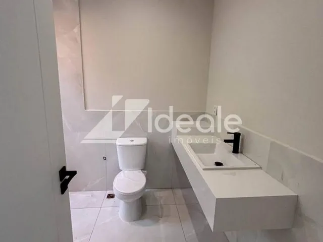 Imagem 8: Casa Térrea Moderna à Venda