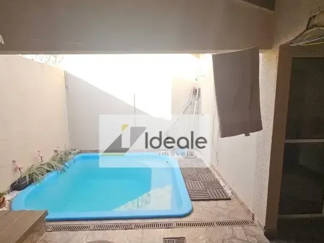 Imagem 16: Casa no Condomínio Rubi Com Piscina