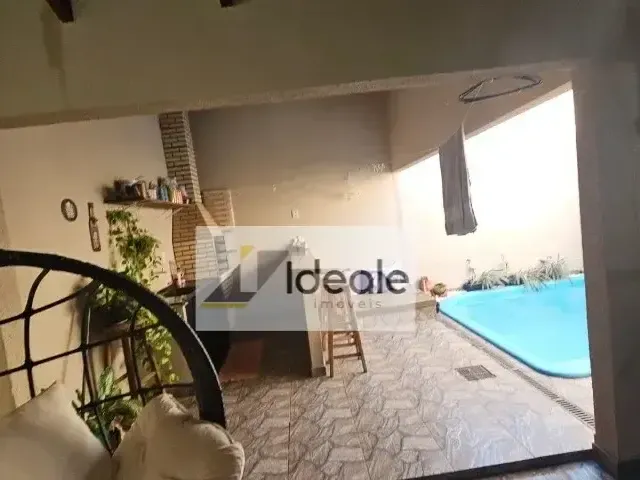 Imagem 5: Casa no Condomínio Rubi Com Piscina