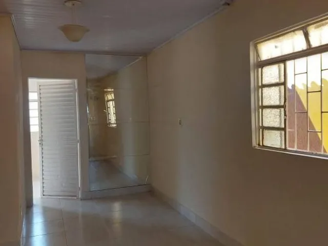 Imagem 5: Casa com 2 quarto(s) no bairro Jardim Imperial em Cuiabá - MT