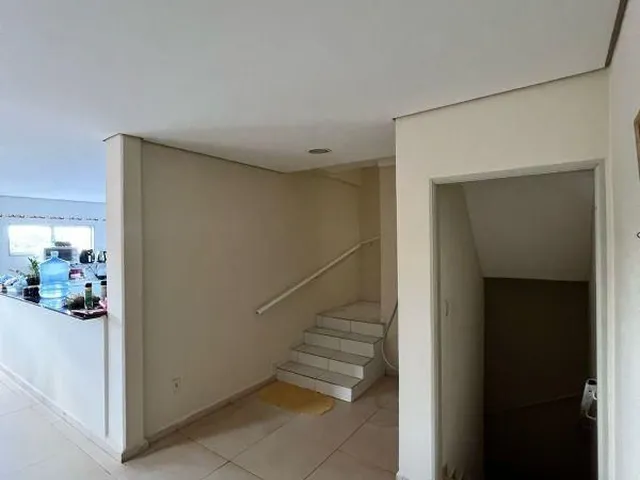 Imagem 12: Sobrado com 04 quartos - Ribeirão do Lipa