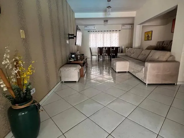 Imagem 14: Casa no Bairro Jardim Universitário
