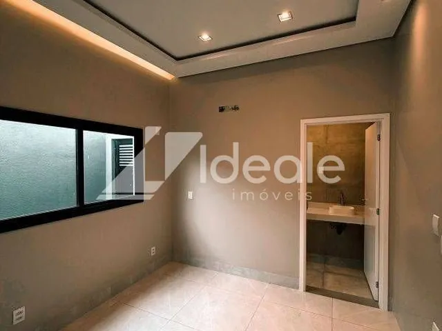 Imagem 2: Casa térrea 3 suítes No condominio Belvedere 2 3