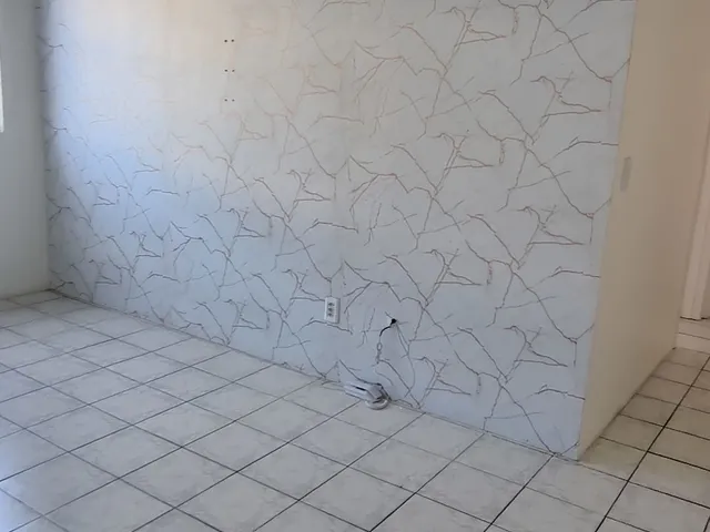 Imagem: Apartamento com 02 quartos - Condomínio