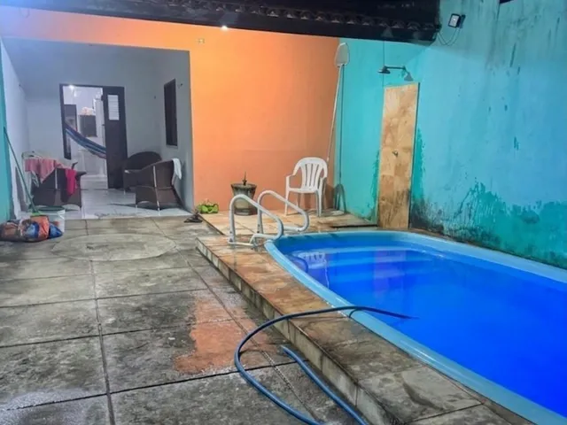 Imagem: VENDE- SE CASA COM 02 QUARTOS E PISCINA