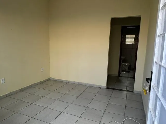 Imagem 2: Casa Geminada em SANTA CECILIA, Esmeraldas/MG
