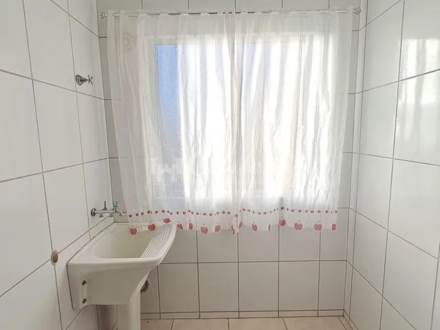 Imagem 16: Apartamento à venda, no Bairro Uvaranas, PONTA GROSSA - PR