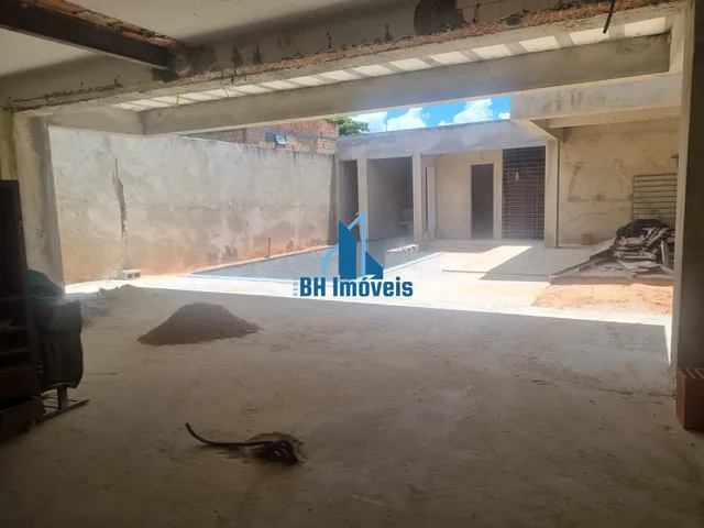 Imagem 16: Casa Alto Padrão de 4 quartos com 4 suítes e 4 vagas no bairro Santa Mônica - Belo