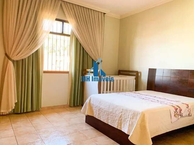 Imagem 3: Casa 3 quartos com suíte e 2 vagas no bairro Serrano/Saramenha - Belo Horizonte/MG