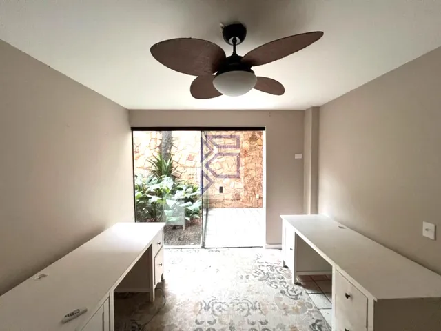 Imagem 12: Casa para locação na Barra da Tijuca, Rio de Janeiro - 5 quartos, 2 suítes, 2 salas, 9