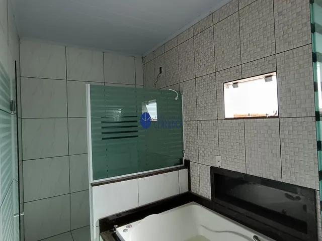 Imagem 14: Casa com Closet e Banheira à Venda no Bairro Calixtopólis