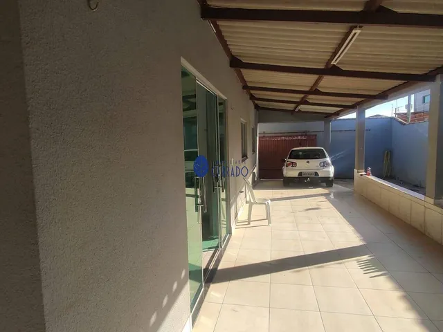 Imagem 6: Casa com Closet e Banheira à Venda no Bairro Calixtopólis