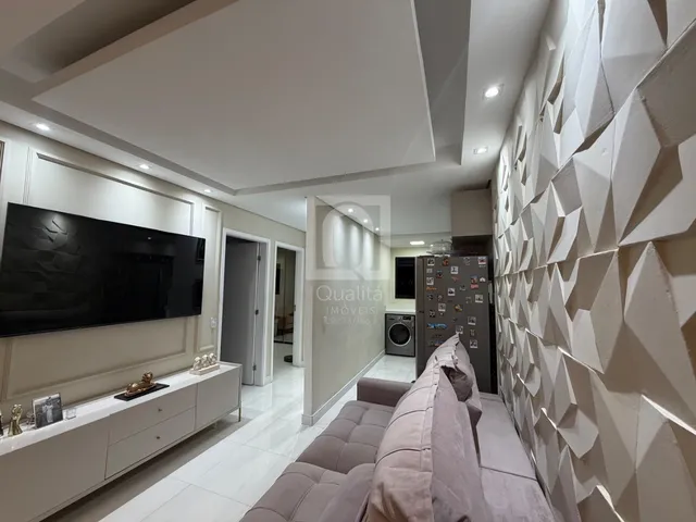 Imagem: O apartamento possui 2 Dormitórios, 1 Banheiro, 1 Vaga na