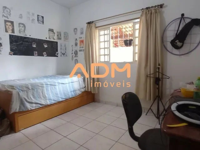 Imagem 12: Casa á venda 4 Qtos - Sendo 2 Suítes - Gentil Meireles - Goiânia - 250m²
