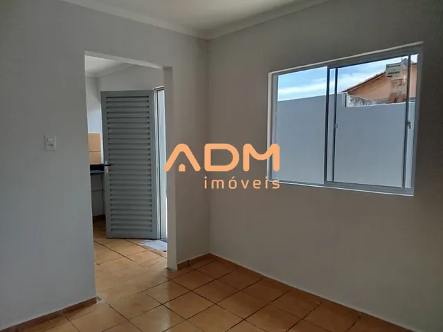 Imagem 2: Barracão para alugar 2 Qtos - Jardim Mariliza - Goiânia - 49m²