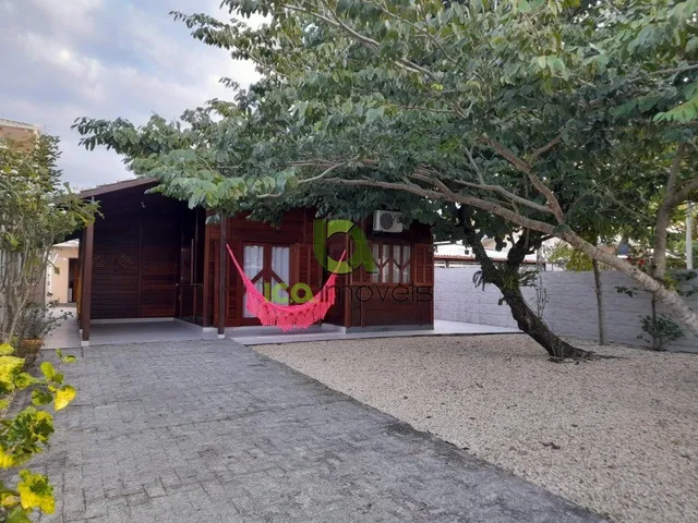 Imagem: Casa à venda na Praia do Sonho em Palhoça-SC