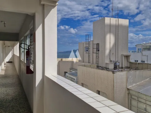 Imagem 7: Apartamento 2 dormitórios para venda com vista mar na Ponta da Praia em Santos - SP