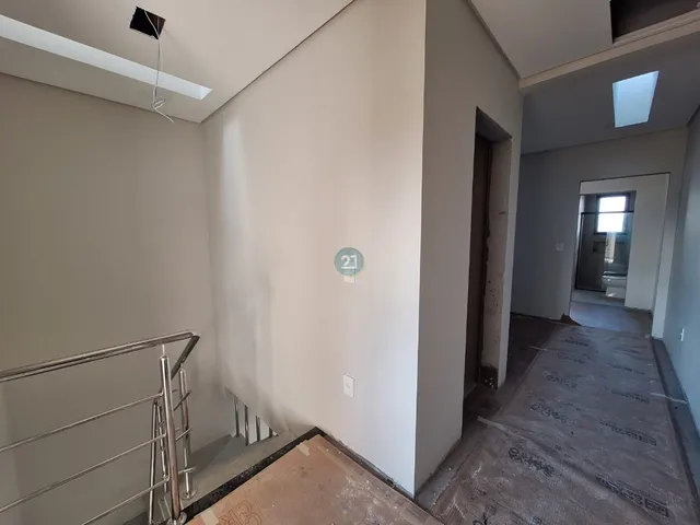 Imagem: Vendo casa em Vargem do Bom Jesus, com 02