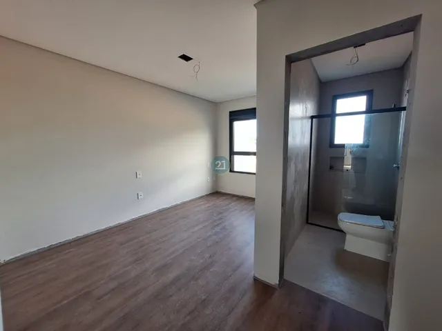Imagem 13: Vendo casa em Vargem do Bom Jesus, com 02 dormitorios, 01 sendo suite, 04 banheiros, 03