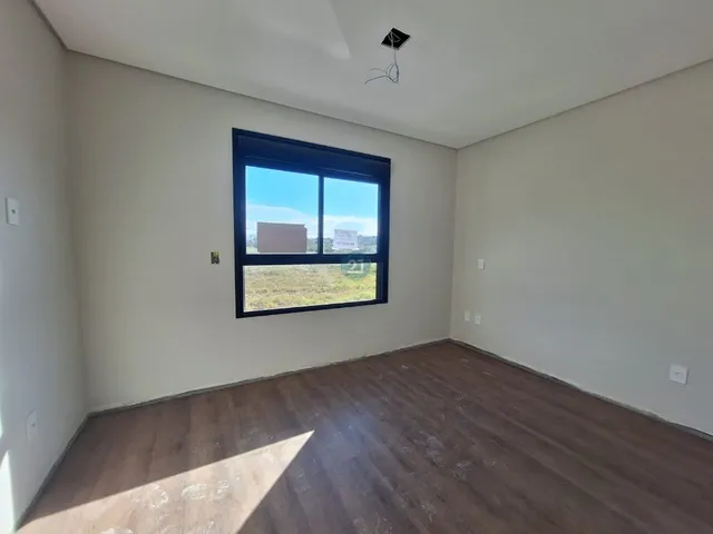 Imagem 7: Vendo casa em Vargem do Bom Jesus, com 02 dormitorios, 01 sendo suite, 04 banheiros, 03
