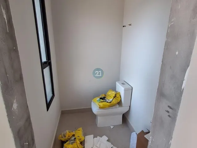 Imagem 11: Vendo casa em Vargem do Bom Jesus, com 02 dormitorios, 01 sendo suite, 04 banheiros, 03