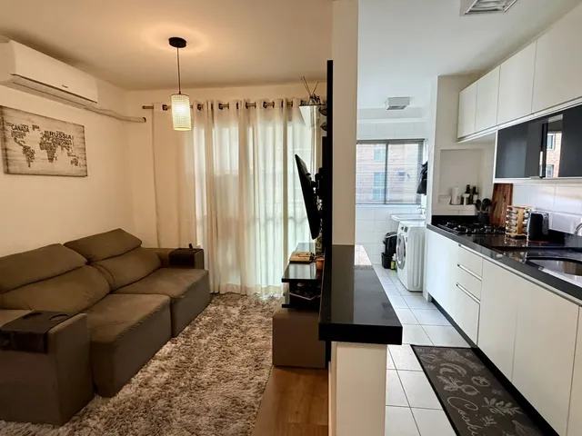 Imagem: O apartamento possui 4 Dormitórios, 1 Banheiro, 1 Vaga na