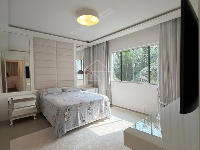 Imagem 10: Casa de Alto Padrão à Venda no Boulevard Lagoa