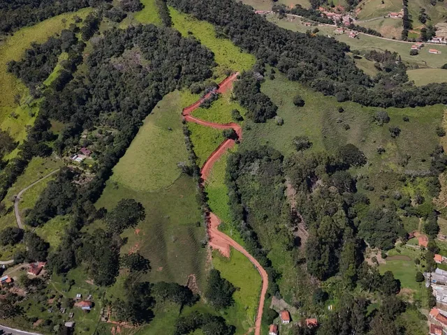 Imagem 8: Chácara em condomínio de luxo em Delfim Moreira-MG, bairro Brumado: sua oportunidade