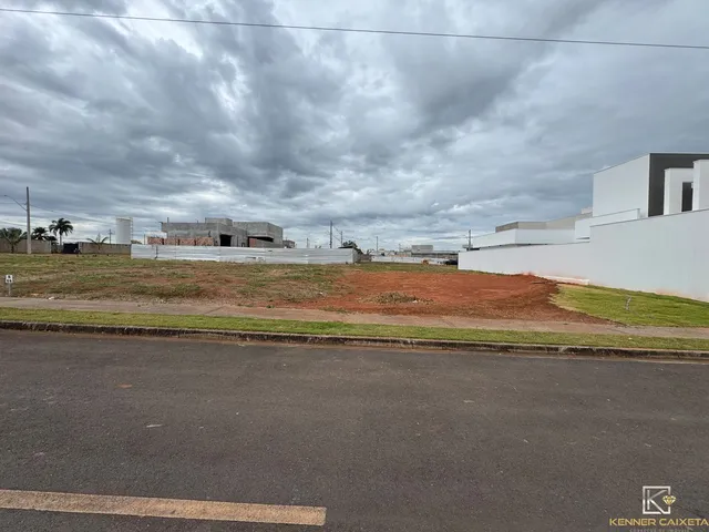 Imagem 2: Terreno à venda no bairro Alto da Serra - Patos de Minas/MG