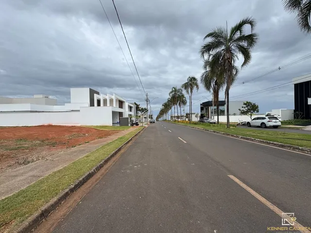 Imagem 3: Terreno à venda no bairro Alto da Serra - Patos de Minas/MG