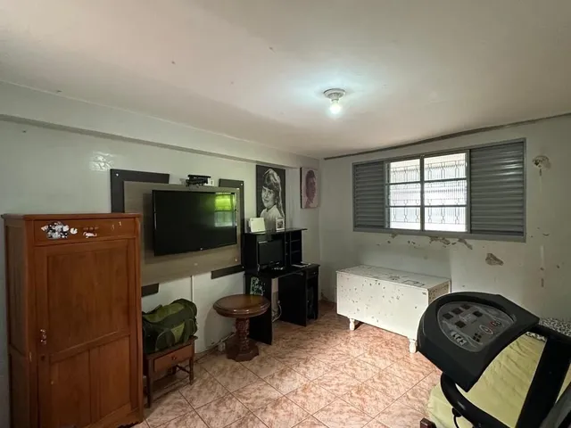 Imagem 3: Casa à venda no bairro Cônego Getúlio - Patos de Minas/MG