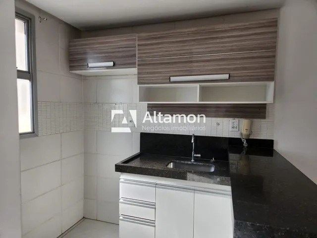 Imagem 9: Apartamento de 1 suíte com armário, sala, cozinha com armários, área de serivço