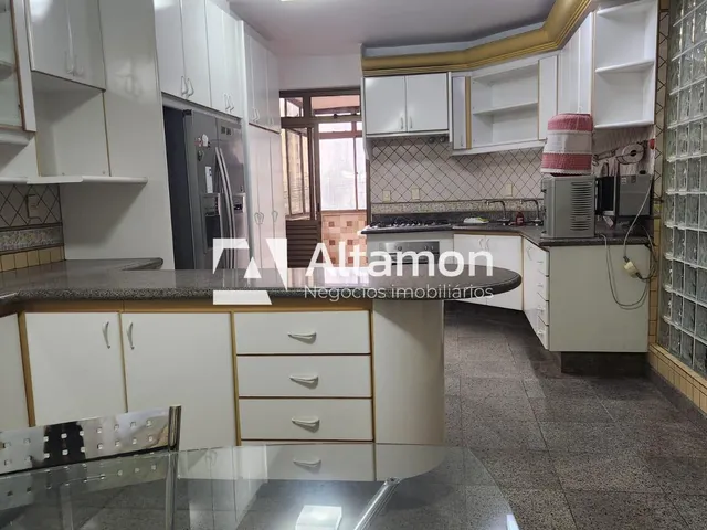 Imagem 5: Sobrado Residencial ou Comercial no Setor Bueno - 3 suítes