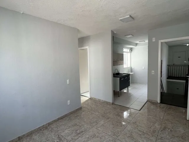 Imagem: O apartamento possui 2 Dormitórios, 1 Banheiro, 1 Vaga na